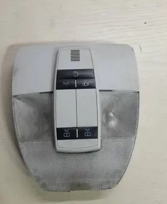 Mercedes-Benz A W169 Front seat light A1698205401 5000038307 2JM00883126
