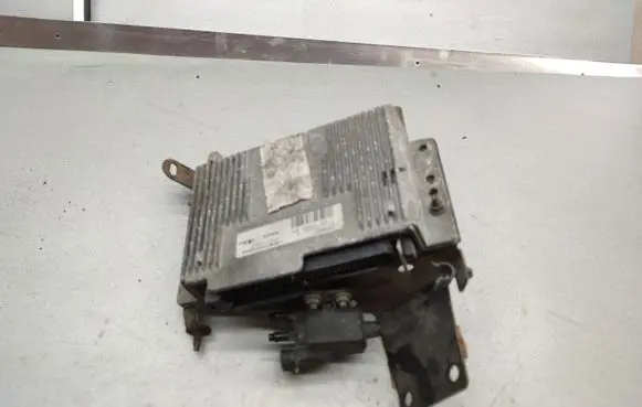 Renault Scenic I Engine control unit/module 7700112607 S113725208A