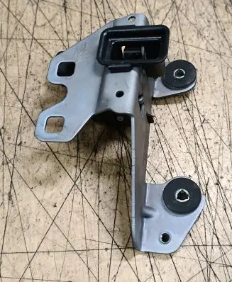 BMW 5 F10 F11 Tailgate window lock/catch/latch 51247250299 7250299