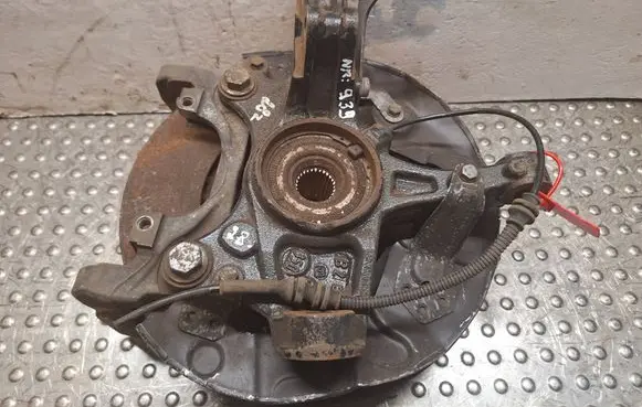 Peugeot 308 Front wheel hub spindle knuckle S25062939 1647857080