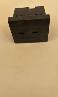 Mercedes-Benz GLA H247 USB socket connector A2478207702