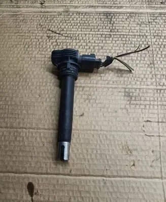 Skoda Yeti (5L) High voltage ignition coil 06H905115B 0221604115 L208250