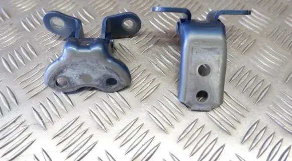 Toyota Corolla E210 E21 Front door hinge set 6873002050 6871002060