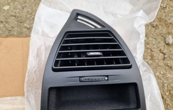 Citroen C4 I Dash center air vent grill 9649598677