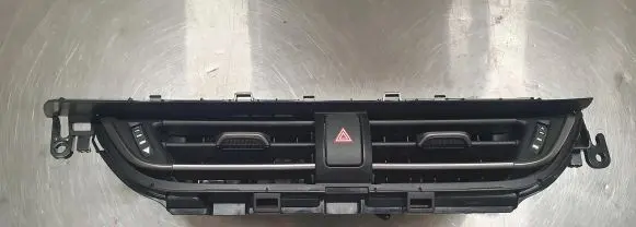 Toyota C-HR I Dash center air vent grill 55670F4010