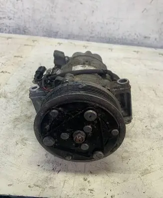 Renault Clio V Air conditioning (A/C) compressor (pump) 926005450