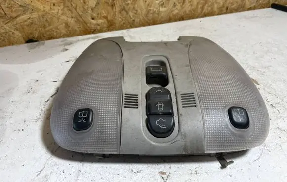 Mercedes-Benz S W220 Front seat light A2158207231