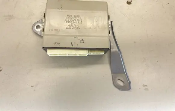 Lexus GS 250 350 300H 450H Door control unit/module 8922330110 1233007331