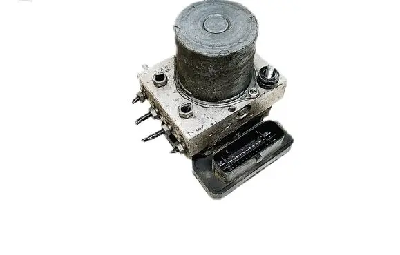Mercedes-Benz Sprinter W906 ABS Pump A9069001904