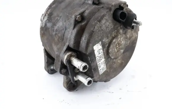 Audi A8 S8 D3 4E Generator/alternator 079903021J