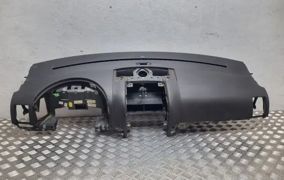 Volkswagen Touareg I Dashboard 7L6858451