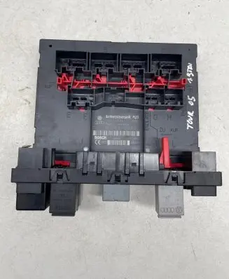 Volkswagen Touran I Comfort/convenience module 1K0937049K H30S0701 F005V00456