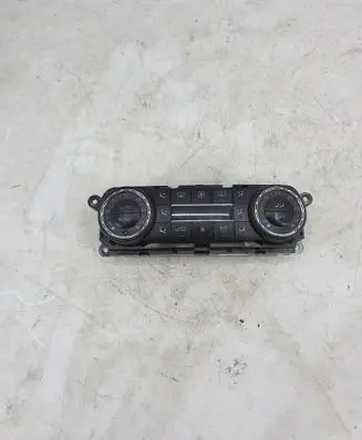 Mercedes-Benz ML W164 Climate control unit A2518702889 5HB96491528 A2518204889