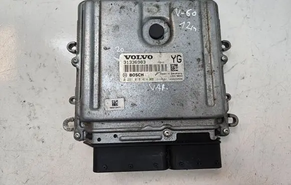 Volvo V60 Engine control unit/module 31336983