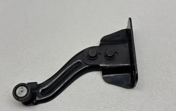 Chrysler Pacifica Sliding door lower roller guide/hinge 307AD 6M071V