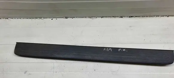 Toyota Prius (XW20) Front sill trim cover 6791163010