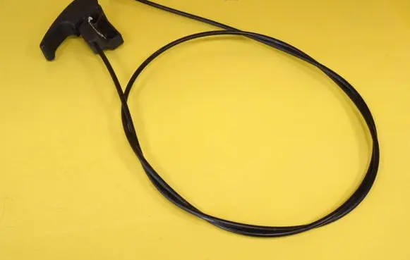 Skoda Octavia Mk1 (1U) Engine bonnet/hood lock release cable 1H1823533