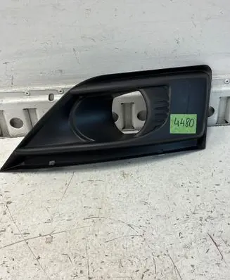 Citroen C4 Grand Picasso Front fog light trim/grill 18C0484016 9654196777 6229