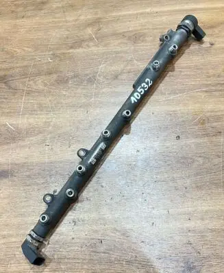 BMW 3 E90 E91 Fuel main line pipe 7799610