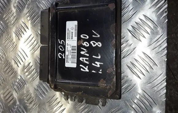 Renault Kangoo I Engine control unit/module S110130334 8200061281 8200044437
