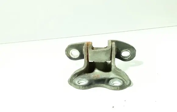 Toyota Verso Front door lower hinge