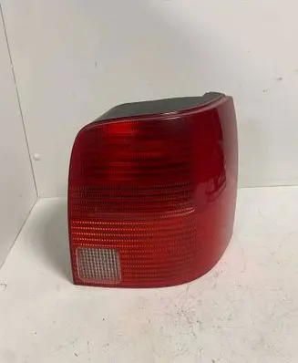 Volkswagen PASSAT B5 Rear/tail lights 3B9945112F