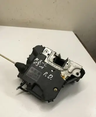 Mercedes-Benz C AMG W203 Front door lock 2037200235
