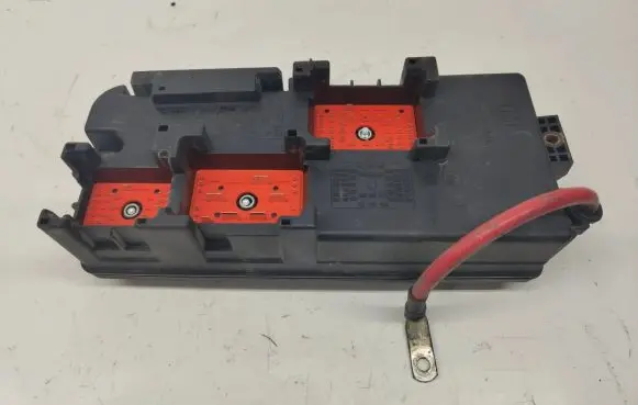 Audi A4 S4 B8 8K Fuse module PA6GF10GB20