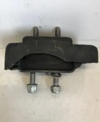 Iveco Daily 6th gen Engine mount bracket 5801283685