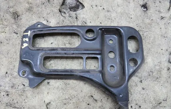 Toyota Avensis T270 Battery box tray KRIS235789