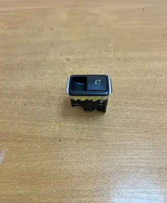 Mercedes-Benz GL X166 Other switches/knobs/shifts A1668200210 F5733
