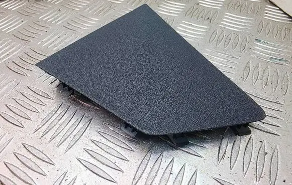 Audi A1 Trunk/boot trim cover 82A867658