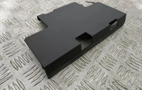 Audi RS Q3 Sportback Battery box tray cover/lid 8K0915429F