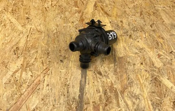 Jaguar I-Pace Electric auxiliary coolant/water pump J9D38D108AC