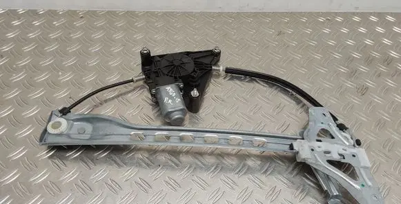 Toyota Aygo AB40 Front door window regulator motor 698200H031