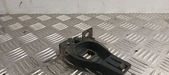 Audi A4 S4 B8 8K Radiator mount bracket 8K0805201