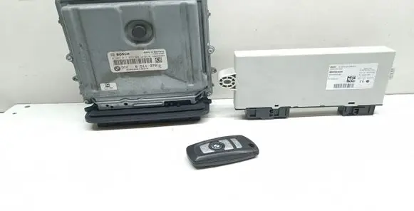 Engine ECU kit and lock set