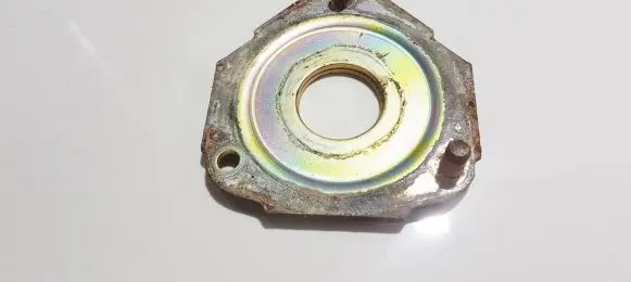 Nissan Primera Coil spring mount 