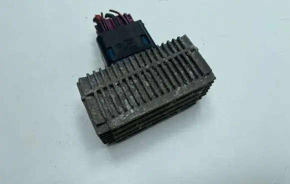 Opel Zafira B Glow plug pre-heat relay 55353011 51299014B