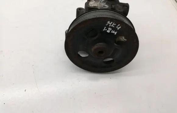 Ford Mondeo MK IV Power steering pump 6g913a696cd