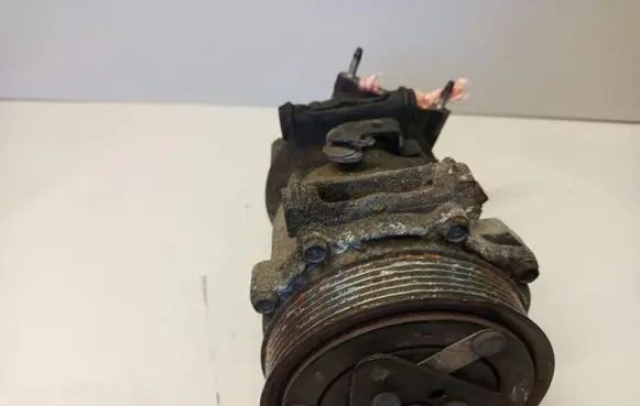 Peugeot 5008 Air conditioning (A/C) compressor (pump) 9684432480