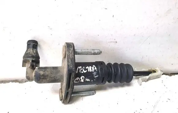 Opel Vectra C Clutch slave cylinder 