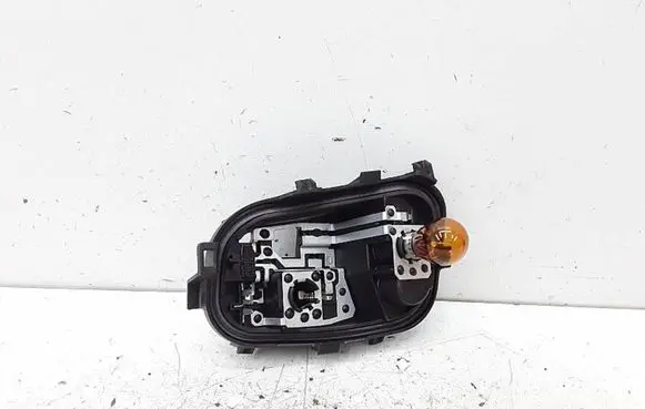 Seat Arona Tail light bulb cover holder 6F9945257