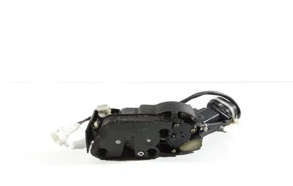 Suzuki XL7 I Front door lock