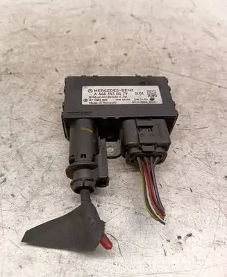 Glow plug pre-heat relay