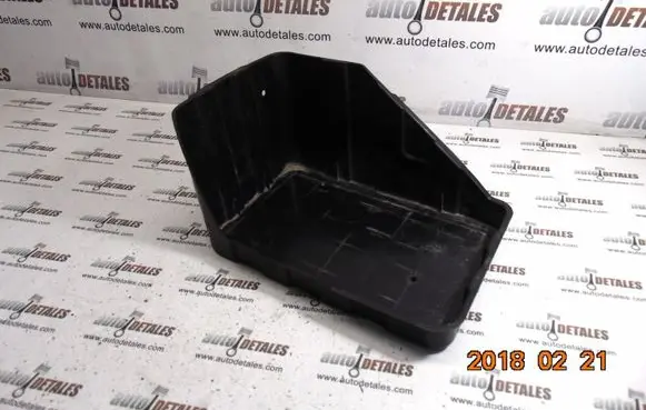 Battery tray