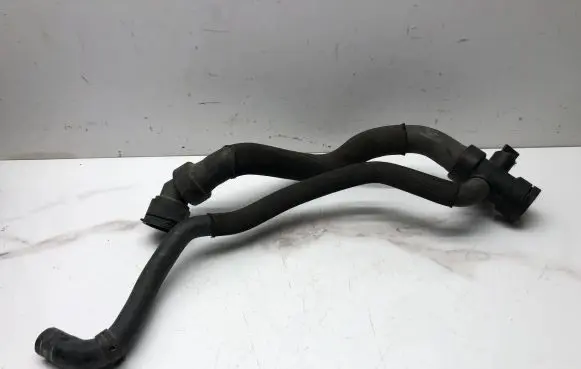 Audi A4 S4 B6 8E 8H Engine coolant pipe/hose 8E0121049C CZH14