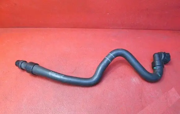 Opel Insignia A Engine coolant pipe/hose 13220138DA