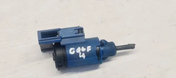 Clutch pedal sensor