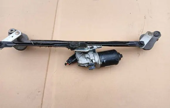 KIA Magentis Front wiper linkage and motor 981102G000 98110-2G000
